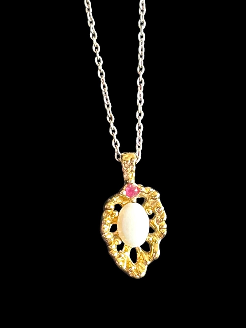 Genuine Ruby & Opal Teardrop
Pendant Necklace by Van Doran